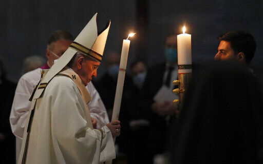 APTOPIX Vatican Pope Easter Vigil